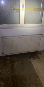 Radiateur à eau en Acier peint en blanc
