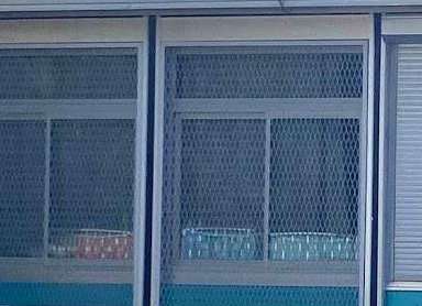 Grille anti intrusion maille acier déployé