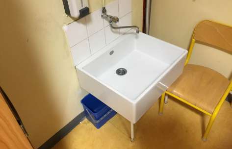 Lavabo carré céramique