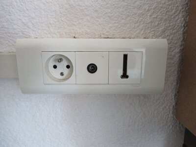 Prise téléphone