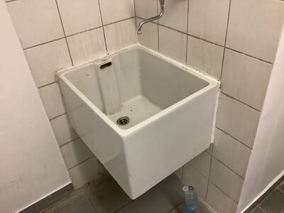 Bac à laver céramique