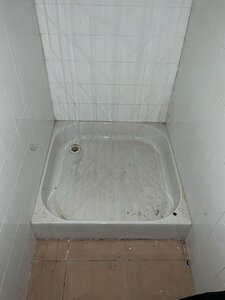 Bac de douche céramique