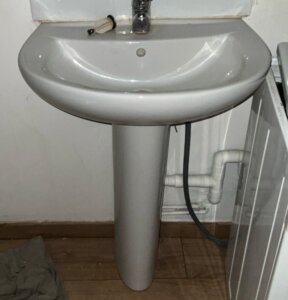 Lavabo sur pied