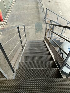 Escalier métallique
