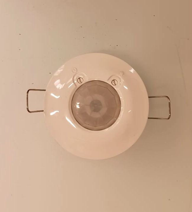 Détecteur de mouvement Legrand 0 489 41 8cm