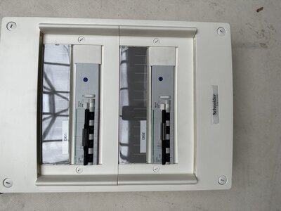 TABLEAU ELECTRIQUE SCHEINEDER