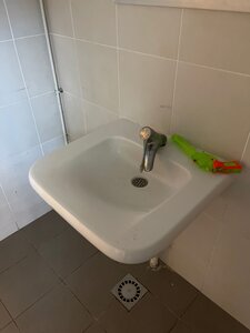 Lavabo suspendu